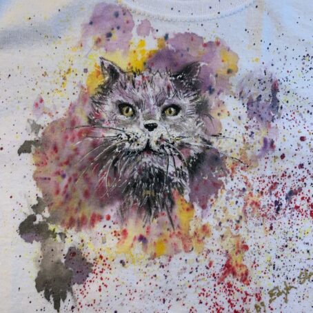 Ręcznie malowany T-shirt koci portret